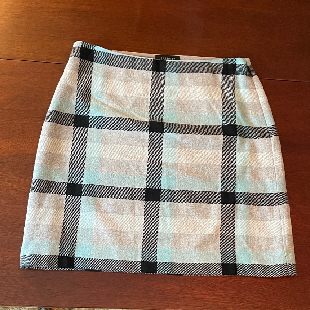 Talbots Black & Cream Plaid Pencil Skirt - size 10P